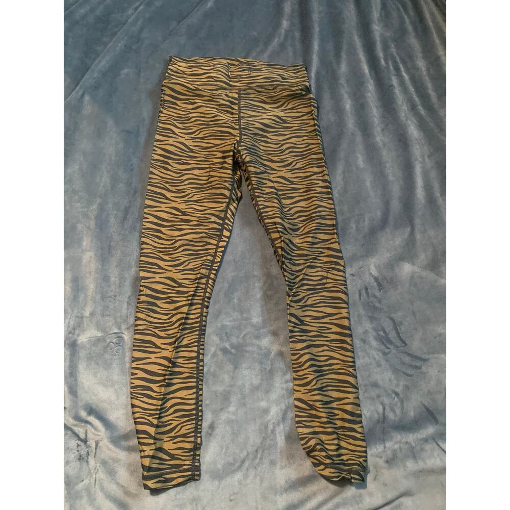The upside leggings. Size 6